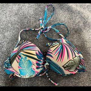 Push up bikini top